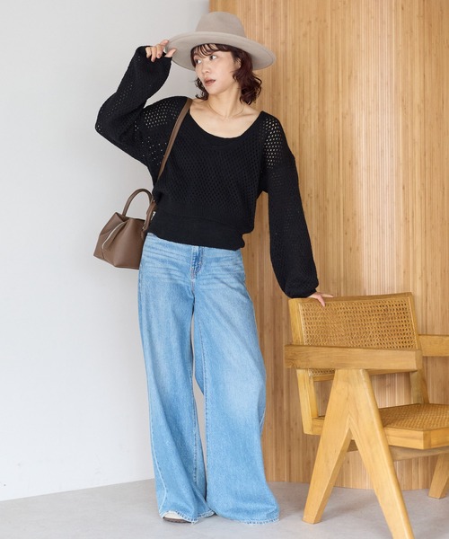 gossara（ゴサラ）の「【gossara ヘルシーに着こなす】キャミ付き深V透かし編みニット（ニット/セーター・レディース・ブラック/ブラウン/ライトベージュ・FREE）」の13枚目の写真
