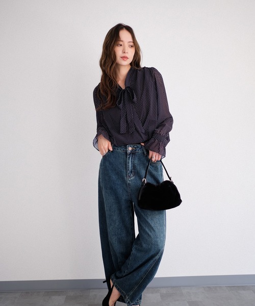 murea(ミュレア)の「ドット柄シアーボウタイカシュクールブラウス(シャツ/ブラウス・レディース・ブラウン/ブラック・FREE)」の4枚目の写真