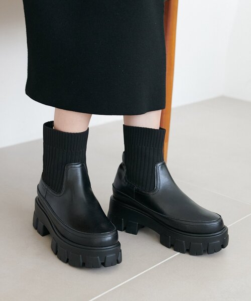 DISCOAT(ディスコート)の「トラックソールソックスブーツ(ブーツ・レディース・ブラック/ブラウン・X-LARGE/LARGE/MEDIUM/SMALL)」の2枚目の写真