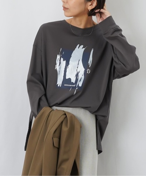 LUCA/LADY LUCK LUCA(ルカ/レディラックルカ)の「LC/LLL 箔プリントロンT(Tシャツ/カットソー・レディース・オフホワイト/グレー/ブラック・FREE)」の3枚目の写真