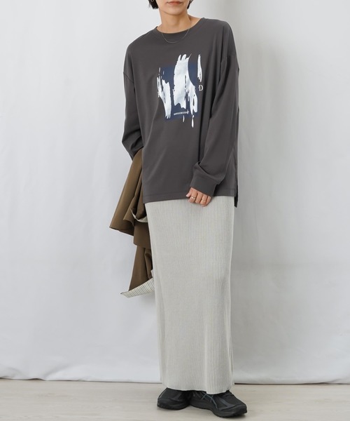 LUCA/LADY LUCK LUCA(ルカ/レディラックルカ)の「LC/LLL 箔プリントロンT(Tシャツ/カットソー・レディース・オフホワイト/グレー/ブラック・FREE)」の13枚目の写真