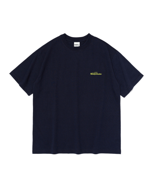 NINETYMINUTES(ナインティーミニッツ)の「トレーニング クラブ グラフィック 半袖Tシャツ(ネイビー)(Tシャツ/カットソー・メンズ・その他・SMALL/MEDIUM/LARGE/X-LARGE/2XL)」の2枚目の写真