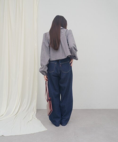 DISCOAT(ディスコート)の「【umm.】ボウタイ付丸衿ナポレオンブラウス《WEB限定》(シャツ/ブラウス・レディース・ネイビー/オフホワイト/ブラウン・FREE)」の15枚目の写真