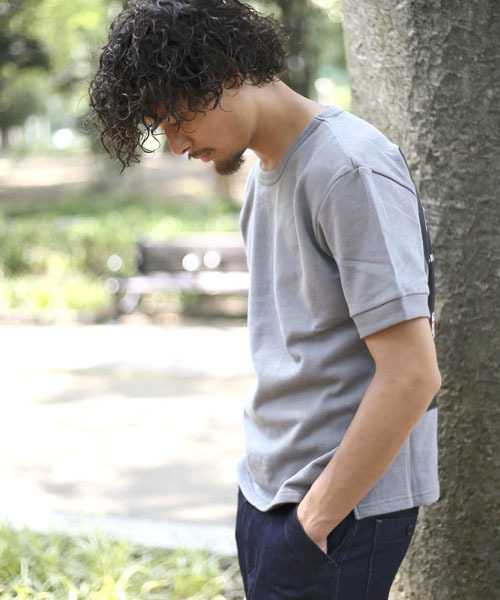 Denime（ドゥニーム）の「スーベニア柄半袖スウェット（スウェット・メンズ・グレー/オートミール・LARGE/MEDIUM/X-LARGE）」の18枚目の写真