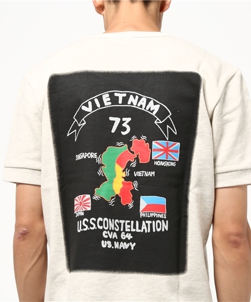 Denime（ドゥニーム）の「スーベニア柄半袖スウェット（スウェット・メンズ・グレー/オートミール・LARGE/MEDIUM/X-LARGE）」の10枚目の写真