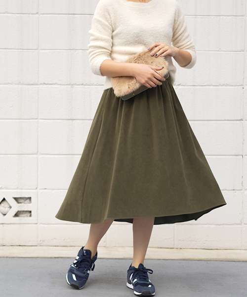 laboratory work(ラボラトリーワーク)の「スエード調前後差スカート(スカート・レディース・ピンクベージュ/キャメル/カーキ・MEDIUM)」の15枚目の写真