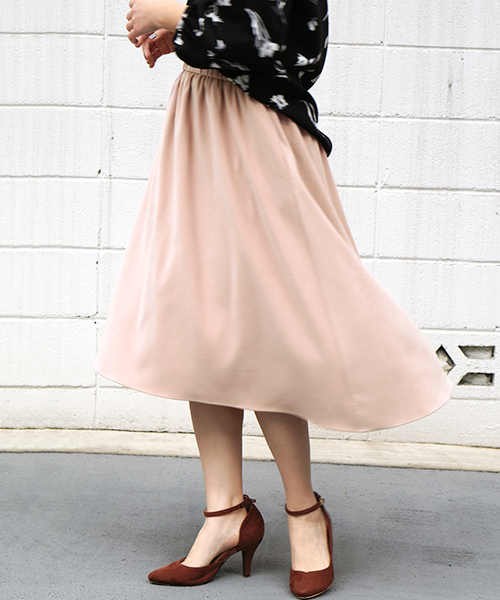 laboratory work(ラボラトリーワーク)の「スエード調前後差スカート(スカート・レディース・ピンクベージュ/キャメル/カーキ・MEDIUM)」の17枚目の写真