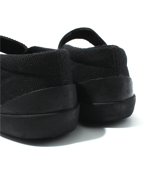 ZOOM（ズーム）の「ZOOM / ワンストラップ (15～22cm)（スニーカー・キッズ・シルバー/ブラック/ブラウン・15 /16/17/18/19/20/21/22）」の10枚目の写真