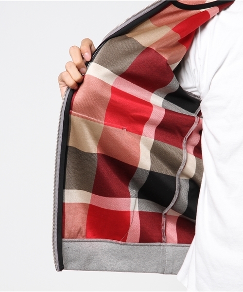 BLACK LABEL CRESTBRIDGE（ブラックレーベル・クレストブリッジ）の「クレストブリッジチェックバックプリントパーカー（Tシャツ/カットソー・メンズ・ライトグレー/ネイビー・L/M）」の5枚目の写真