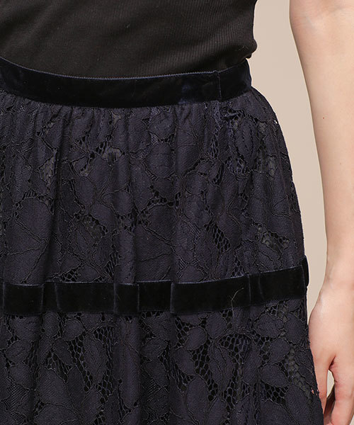 NANO universe(ナノユニバース)の「ベルベット切替レーススカート(スカート・レディース・ネイビー/カーキ・38/36)」の12枚目の写真