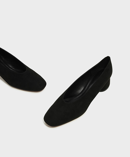CHARLES & KEITH(チャールズ & キース)の「ベーシックパンプス / BASIC PUMPS(パンプス・レディース・ブラック/ベージュ/バーガンディー・22.5cm/23.5cm/23cm/24.5cm/25cm)」の17枚目の写真
