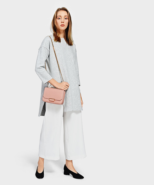 CHARLES & KEITH(チャールズ & キース)の「ベーシックパンプス / BASIC PUMPS(パンプス・レディース・ブラック/ベージュ/バーガンディー・22.5cm/23.5cm/23cm/24.5cm/25cm)」の15枚目の写真