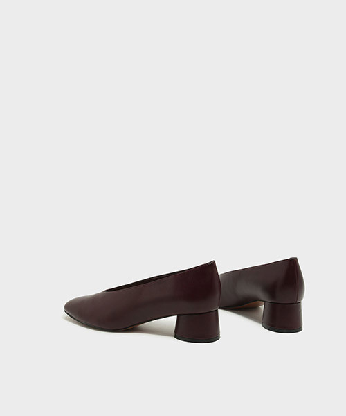CHARLES & KEITH(チャールズ & キース)の「ベーシックパンプス / BASIC PUMPS(パンプス・レディース・ブラック/ベージュ/バーガンディー・22.5cm/23.5cm/23cm/24.5cm/25cm)」の7枚目の写真
