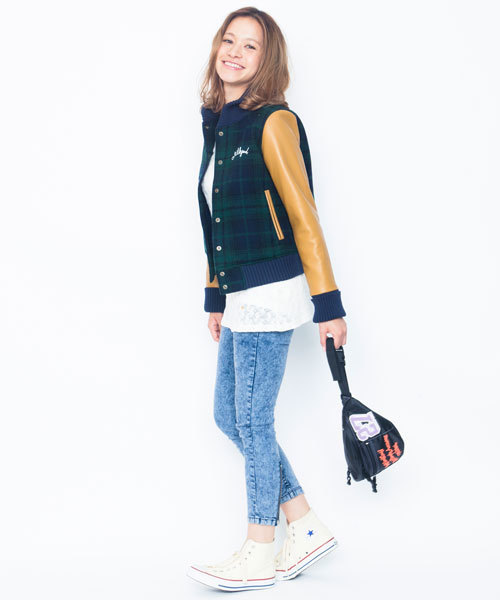 MILKFED.(ミルクフェド)の「BASIC STADIUM JUMPER(スタジャン・レディース・グリーン/ネイビー・SMALL/MEDIUM)」の2枚目の写真