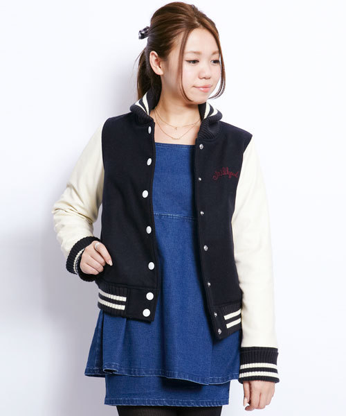 MILKFED.(ミルクフェド)の「BASIC STADIUM JUMPER(スタジャン・レディース・グリーン/ネイビー・SMALL/MEDIUM)」の3枚目の写真