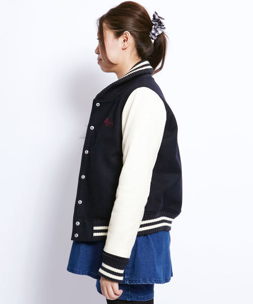 MILKFED.(ミルクフェド)の「BASIC STADIUM JUMPER(スタジャン・レディース・グリーン/ネイビー・SMALL/MEDIUM)」の4枚目の写真