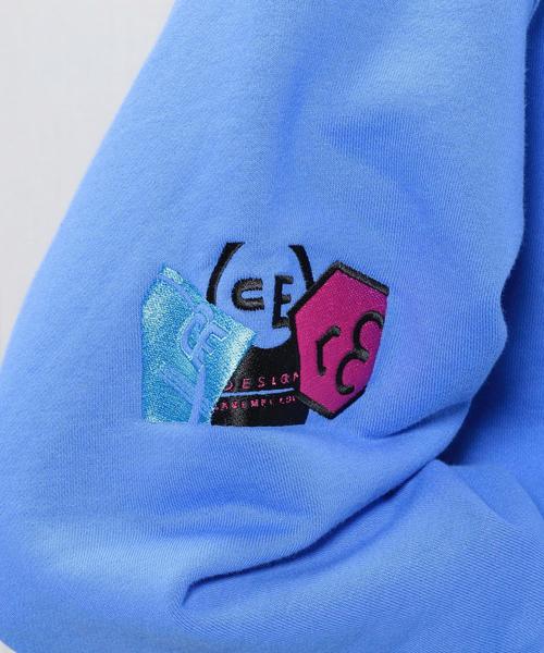C.E（シーイー）の「＜C.E＞CARD CREW NECK SWEAT/スウェット（スウェット・メンズ・ロイヤルブルー・LARGE/MEDIUM）」の10枚目の写真