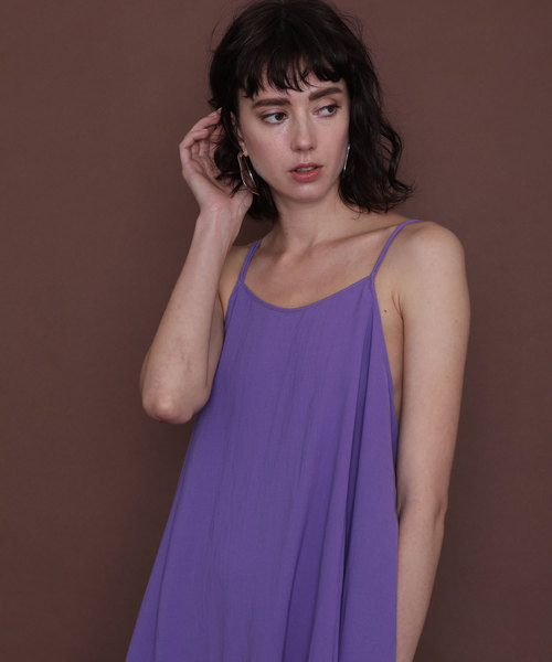 UNITED TOKYO（ユナイテッドトウキョウ）の「バックオープンキャミワンピース（ワンピース・レディース・ブラック/パープル/レッド・1）」の9枚目の写真