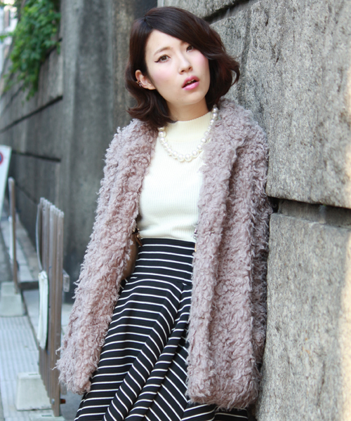 WEGO(ウィゴー)の「WEGO/プードルファーコート(その他アウター・レディース・オフホワイト/ブラック/ライトグレー・FREE)」の3枚目の写真