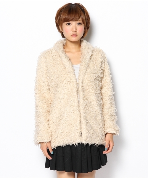 WEGO(ウィゴー)の「WEGO/プードルファーコート(その他アウター・レディース・オフホワイト/ブラック/ライトグレー・FREE)」の4枚目の写真