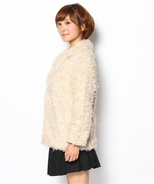 WEGO(ウィゴー)の「WEGO/プードルファーコート(その他アウター・レディース・オフホワイト/ブラック/ライトグレー・FREE)」の5枚目の写真