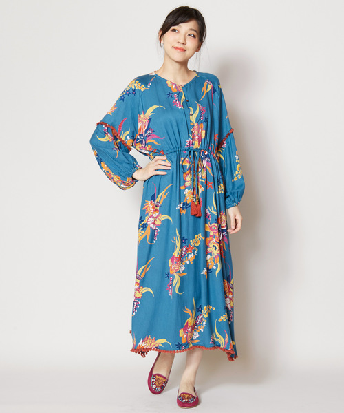 チャイハネ（チャイハネ）の「【チャイハネ】ボタニカルフラワーワンピース（ワンピース・レディース・ブラック/オレンジ/ターコイズブルー・FREE）」の3枚目の写真