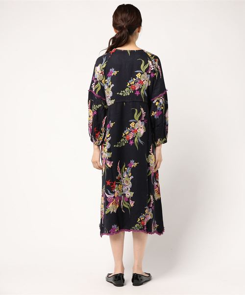 チャイハネ（チャイハネ）の「【チャイハネ】ボタニカルフラワーワンピース（ワンピース・レディース・ブラック/オレンジ/ターコイズブルー・FREE）」の6枚目の写真