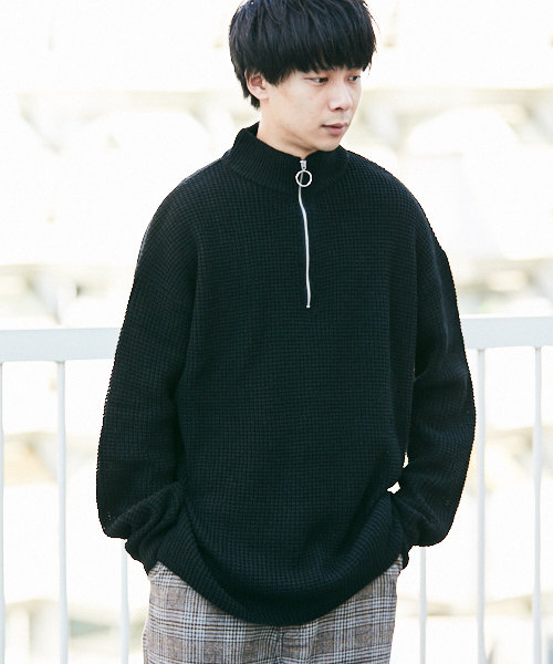 kutir（クティール）の「ワッフルニットハーフジップビッグトップス（ニット/セーター・メンズ・ホワイト/ブラック/ダークブラウン/ベージュ・MEDIUM/LARGE）」の3枚目の写真