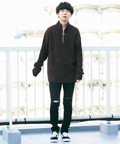 kutir（クティール）の「ワッフルニットハーフジップビッグトップス（ニット/セーター・メンズ・ホワイト/ブラック/ダークブラウン/ベージュ・MEDIUM/LARGE）」の14枚目の写真