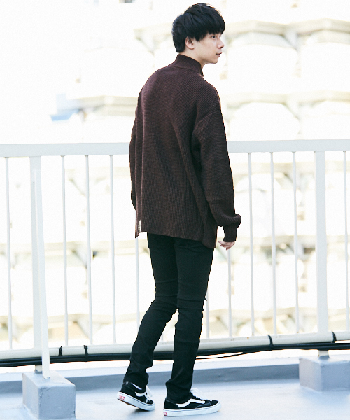 kutir（クティール）の「ワッフルニットハーフジップビッグトップス（ニット/セーター・メンズ・ホワイト/ブラック/ダークブラウン/ベージュ・MEDIUM/LARGE）」の18枚目の写真