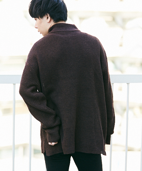 kutir（クティール）の「ワッフルニットハーフジップビッグトップス（ニット/セーター・メンズ・ホワイト/ブラック/ダークブラウン/ベージュ・MEDIUM/LARGE）」の8枚目の写真