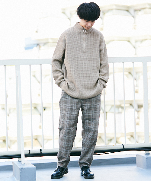 kutir（クティール）の「ワッフルニットハーフジップビッグトップス（ニット/セーター・メンズ・ホワイト/ブラック/ダークブラウン/ベージュ・MEDIUM/LARGE）」の13枚目の写真