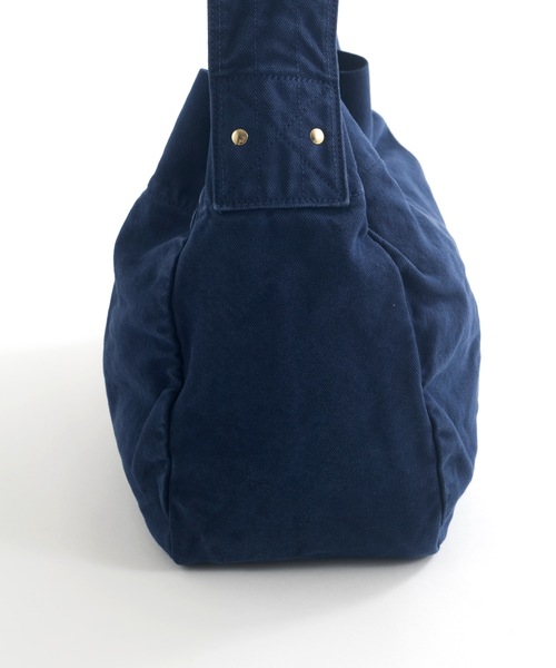 Butler Verner Sails(バトラーヴァーナーセイルス)の「反応染ポストマンショルダー(ショルダーバッグ・メンズ・ネイビー/ブルー系その他/キャメル・FREE)」の10枚目の写真