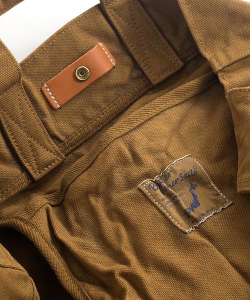 Butler Verner Sails(バトラーヴァーナーセイルス)の「反応染ポストマンショルダー(ショルダーバッグ・メンズ・ネイビー/ブルー系その他/キャメル・FREE)」の19枚目の写真