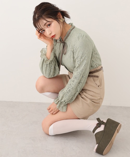 one after another NICE CLAUP（ワンアフターアナザーナイスクラップ）の「総レースボウタイブラウス（シャツ/ブラウス・レディース・アイボリー/オフホワイト/カーキ・FREE）」の13枚目の写真