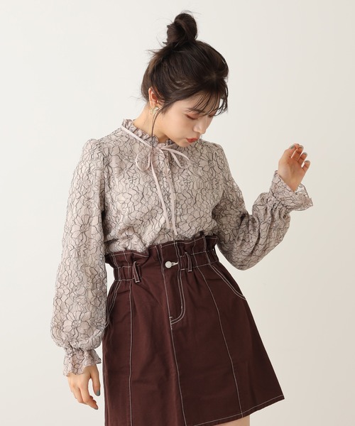 one after another NICE CLAUP（ワンアフターアナザーナイスクラップ）の「総レースボウタイブラウス（シャツ/ブラウス・レディース・アイボリー/オフホワイト/カーキ・FREE）」の17枚目の写真