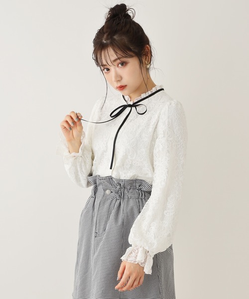 one after another NICE CLAUP（ワンアフターアナザーナイスクラップ）の「総レースボウタイブラウス（シャツ/ブラウス・レディース・アイボリー/オフホワイト/カーキ・FREE）」の11枚目の写真