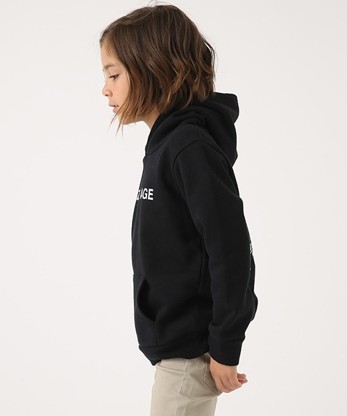 AZUL by moussy（アズールバイマウジー）の「BRONZE AGE RIB HOODIE（パーカー・キッズ・ブラック/ホワイト・110/130/120）」の3枚目の写真