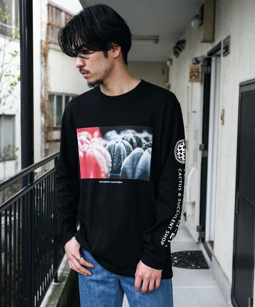 MR.OLIVE（ミスターオリーブ）の「MR.OLIVE(ミスターオリーブ)×鶴仙園 コラボレーション / SABO-1 ロングスリーブ フォト グラフィック アートTシャツ(ロンT)（Tシャツ/カットソー・メンズ・ブラック/オフホワイト・LARGE/MEDIUM/X-LARGE）」の8枚目の写真