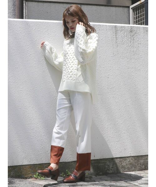 dazzlin(ダズリン)の「ケーブルカジュアルニットップス(ニット/セーター・レディース・オフホワイト/ブラック・FREE)」の12枚目の写真