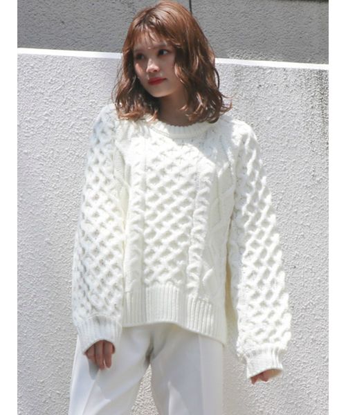 dazzlin(ダズリン)の「ケーブルカジュアルニットップス(ニット/セーター・レディース・オフホワイト/ブラック・FREE)」の15枚目の写真