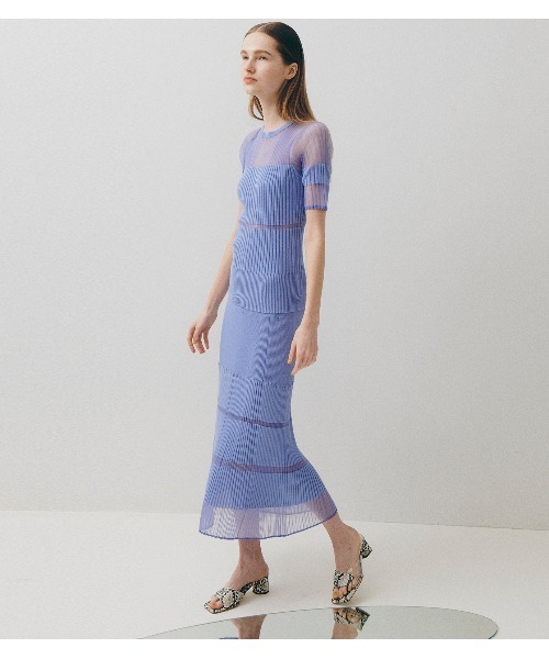るん　LECIELBLEU Strip Form Knit Skirt LE CIEL BLEU（ルシェルブルー）の「ストリップフォームニット