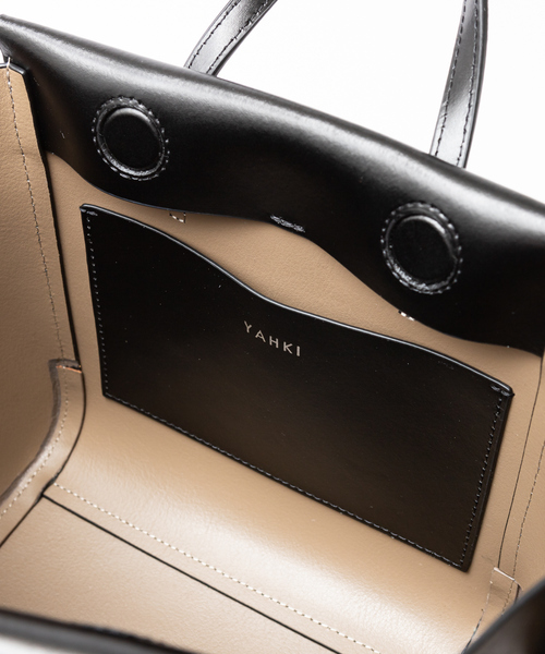 YAHKI（ヤーキ）の「YAHKI 2WAYショルダー（ショルダーバッグ・レディース・ワイン/ブラック・フリー）」の15枚目の写真