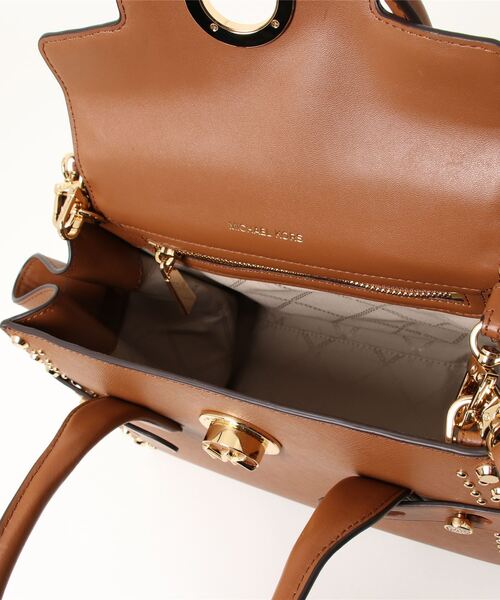 MICHAEL KORS（マイケルコース）の「CARMEN(カルメン) フラップ