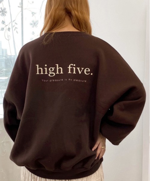 apres jour(アプレジュール)の「アソート袖ボリュームスウェット【ZOZOTOWN限定アイテム】(Tシャツ/カットソー・レディース・ブラック/ダークブラウン/ボルドー/ホワイト系その他/ライトベージュ/アイボリー/モカ/ベージュ系その他/クリーム/ブラック系その他/グレイッシュベージュ/その他/ラベンダー/ダークブルー/ブラック系その他2/ホワイト系その他2・フリー/X-LARGE)」の8枚目の写真