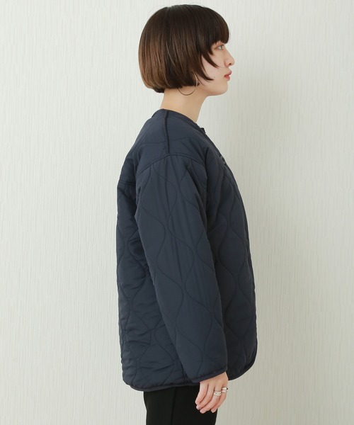 n'ee-ne(ネーネ)の「リバーシブル ボア×キルティングブルゾン(ブルゾン・レディース・ブラック/カーキ/ベージュ/ネイビー・L/M)」の22枚目の写真