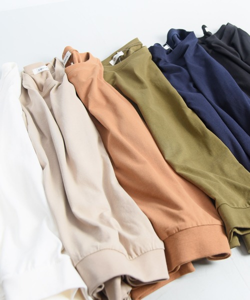 LEAD(リード)の「綿コットン100%シンプル長袖カットソートップス TOPS(Tシャツ/カットソー・レディース・ブラック/ネイビー/オフホワイト/カーキ/キャメル/ライトアッシュグレー・FREE)」の21枚目の写真