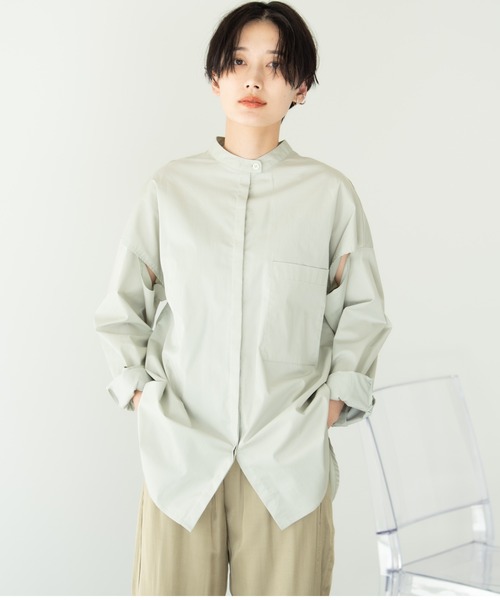 Solace（ソレイス）の「ショルダースリットバンドカラーシャツ/solace（シャツ/ブラウス・レディース・ホワイト/ブルー/グリーン・FREE）」の4枚目の写真