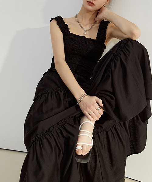 【sk】STUDIOS セットアップ Fano Studios】Square collar no sleeve & pleated skirt