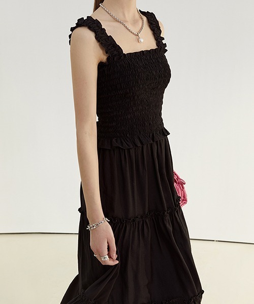 Fano Studios】Square collar no sleeve & pleated skirt